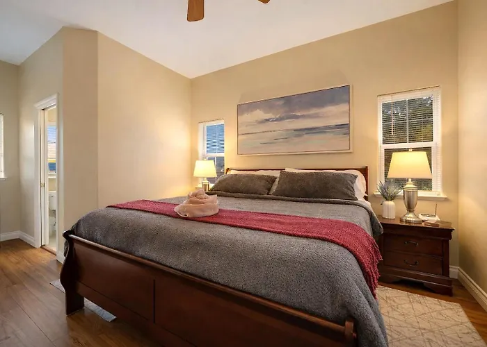 Healdsburg Wine Country Escape With Tasting Perks & Vineyard Views